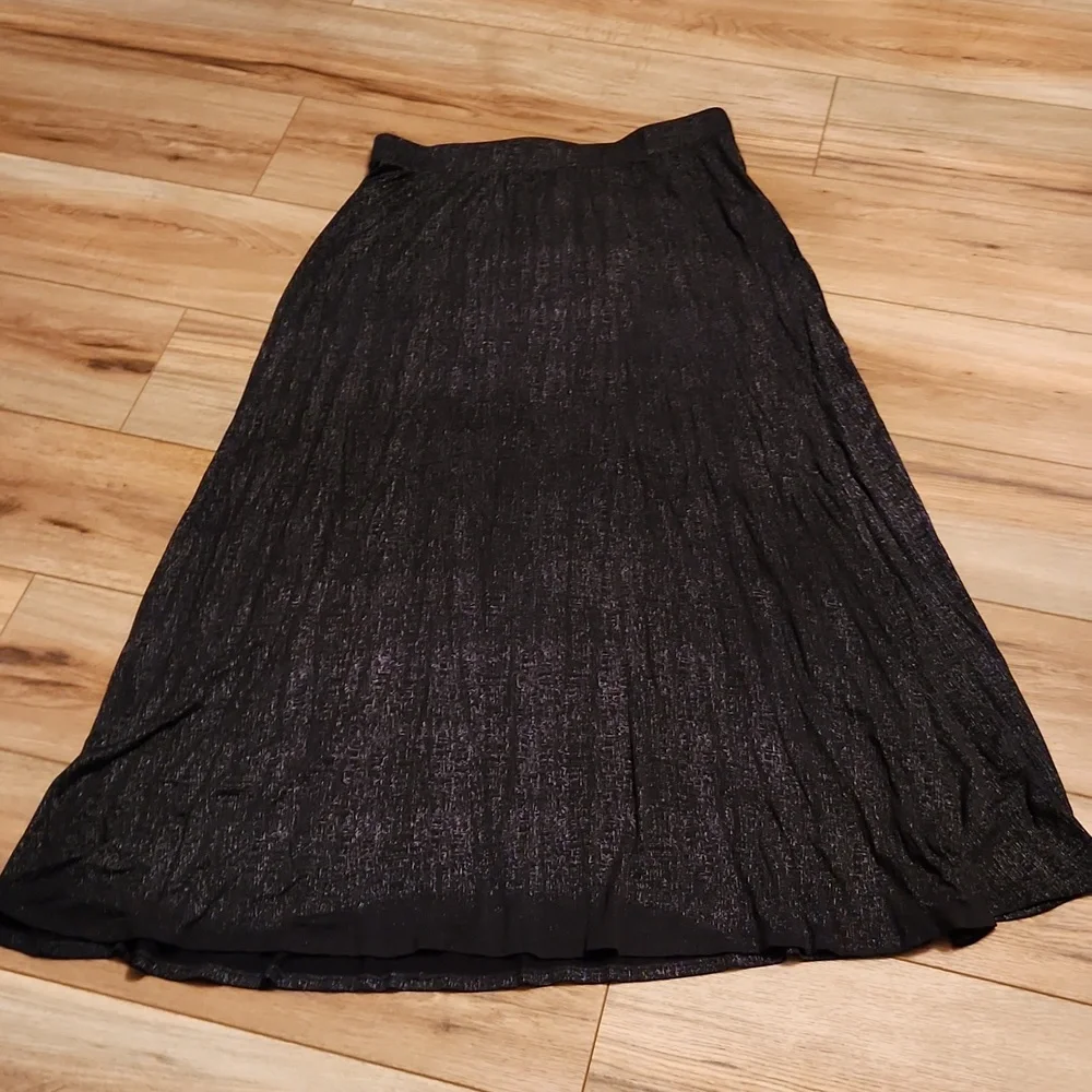 Lane Bryant's black long skirt size 14/16 - Picture 1 of 4